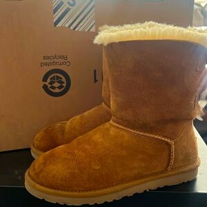 Women’s Uggs boots